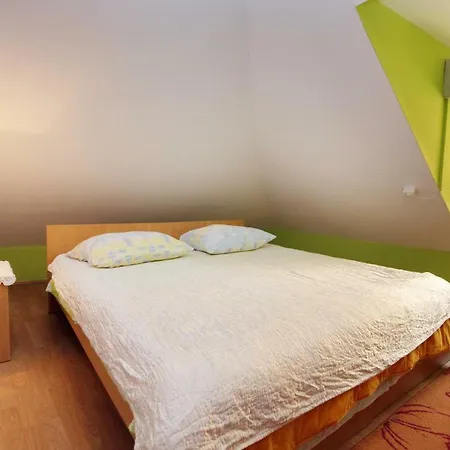 And With Wifi - 9071 بيت ضيافة دوبروفينك